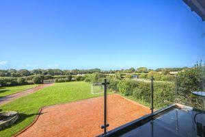 Front Driveway- click for photo gallery